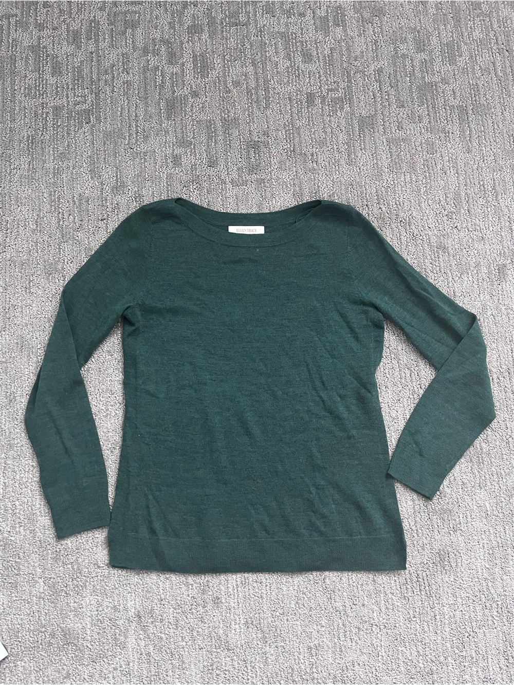 Ellen Tracy 100% merino wool sweater